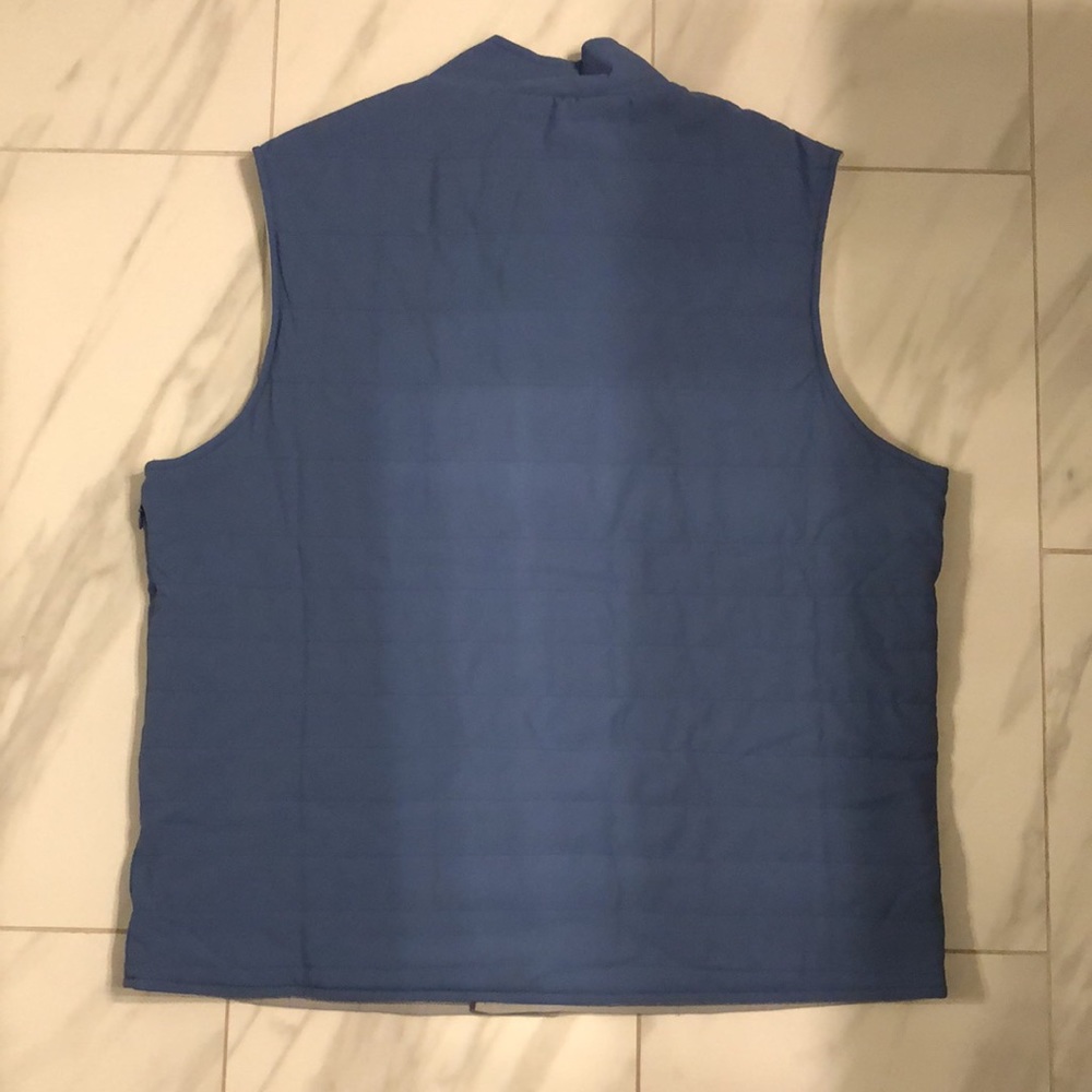 Men’s Peter Millar Reversible Vest - Picture 6 of 6